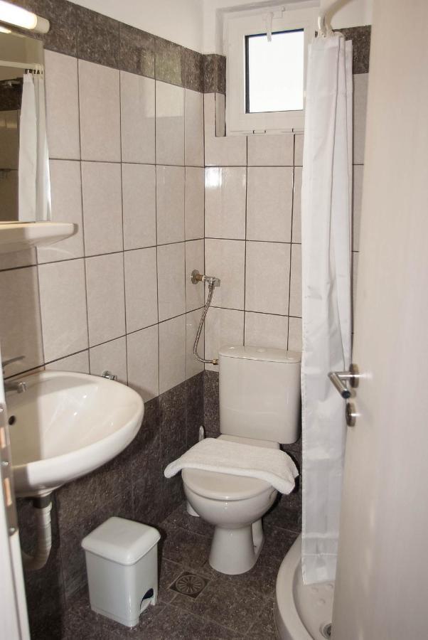 Ronzi Apartments Καμένα Βούρλα Εξωτερικό φωτογραφία