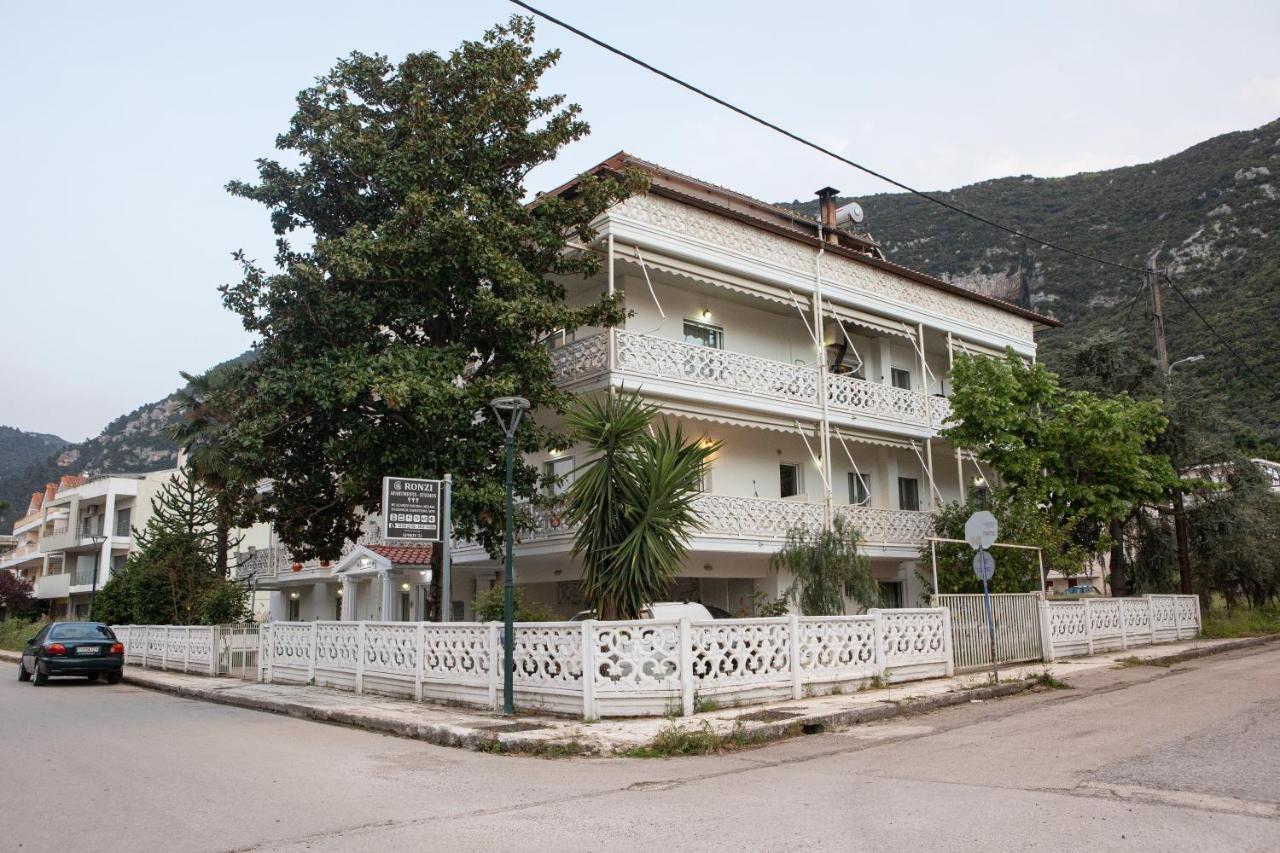 Ronzi Apartments Καμένα Βούρλα Εξωτερικό φωτογραφία