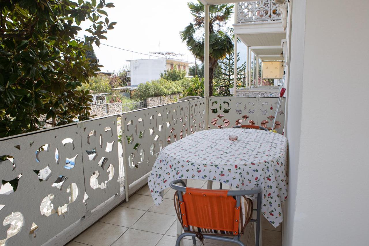 Ronzi Apartments Καμένα Βούρλα Εξωτερικό φωτογραφία